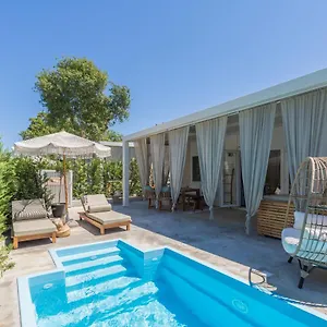 4* Village de vacances Polidor